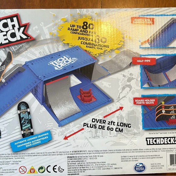 Tech Deck Transforming SK8 Container Set - Picture 4 of 4